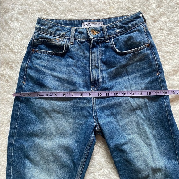 Zara Mom Jeans - Picture 3 of 5